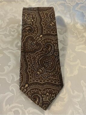 Jos A. Bank Signature Collection Paisley-Pattern Tie, Textured, 100% Silk